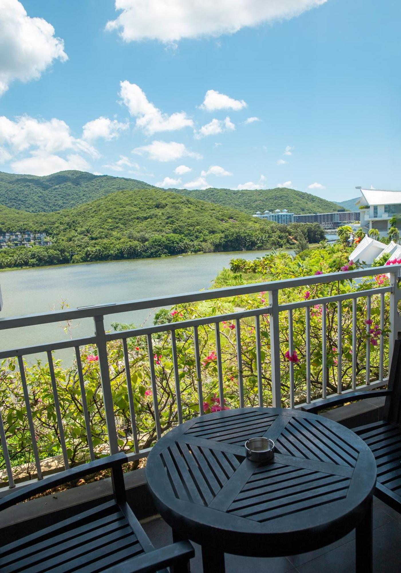 Palace Resort Yalong Bay 三亜市 エクステリア 写真